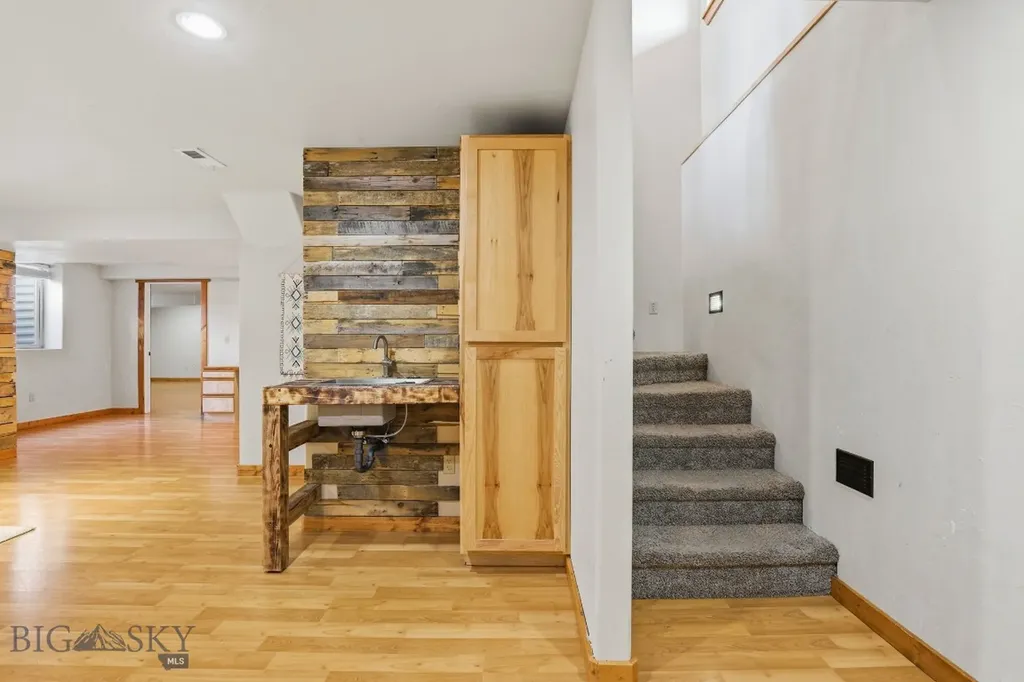 734 Landmark Drive Belgrade MT 59714