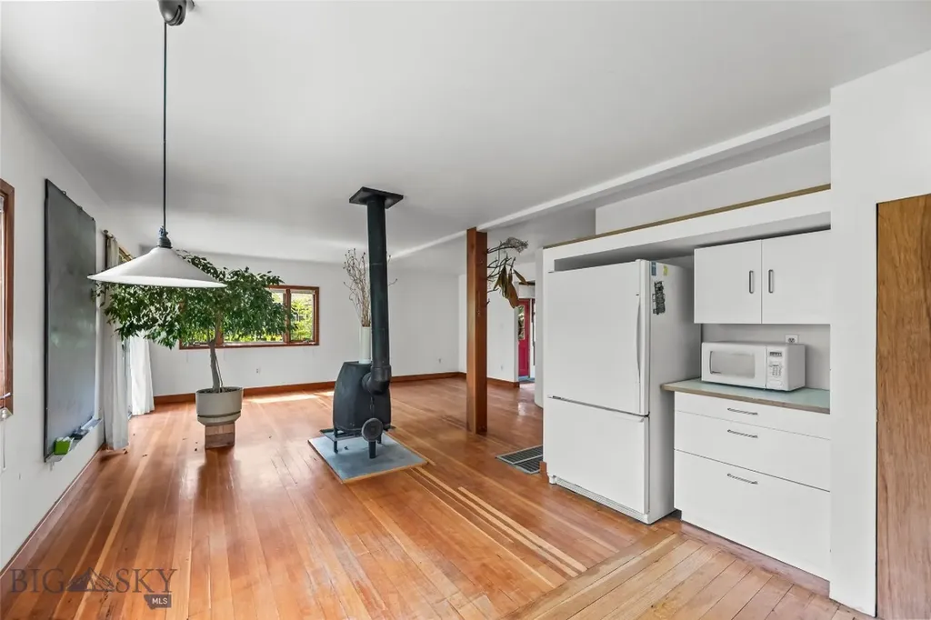 213 W Cottonwood Street Bozeman MT 59715