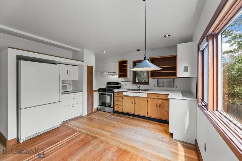 213 W Cottonwood Street Bozeman MT 59715