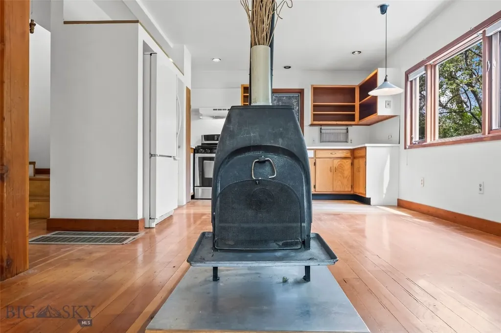 213 W Cottonwood Street Bozeman MT 59715