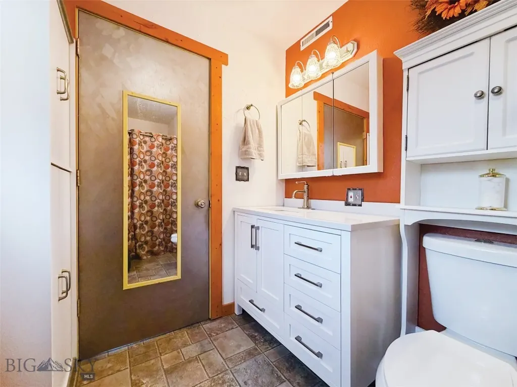 236 S Dakota Street Dillon MT 59725