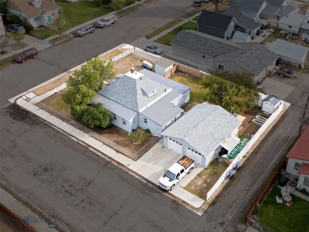 236 S Dakota Street Dillon MT 59725