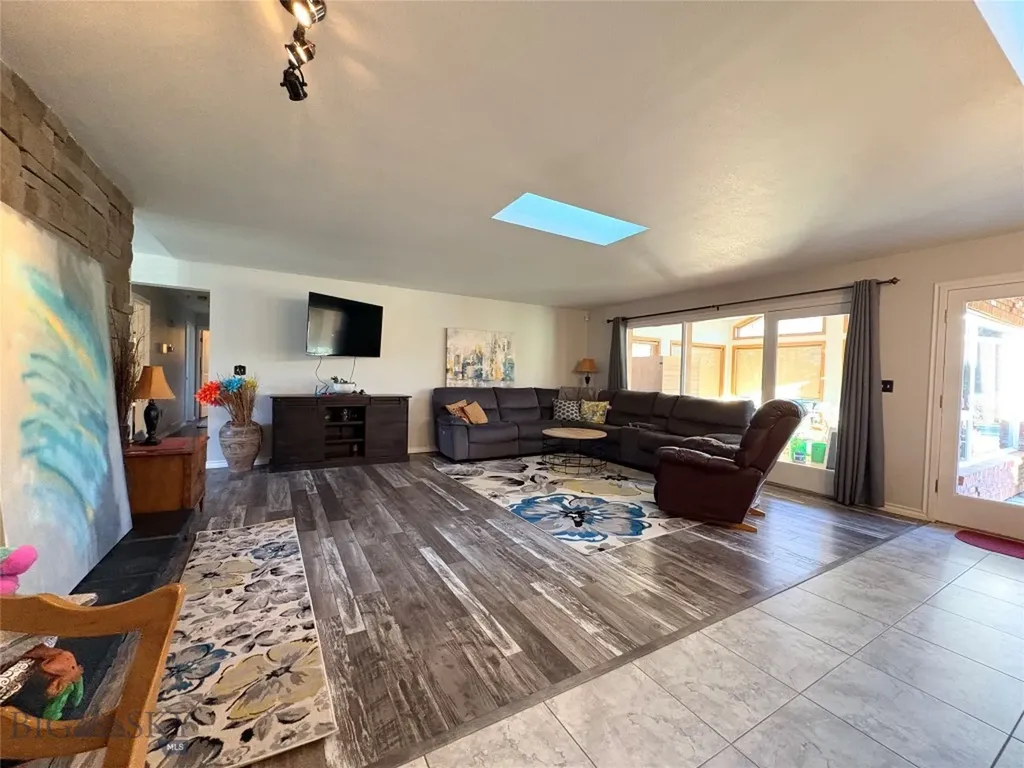 27 Bittersweet Drive Butte MT 59701
