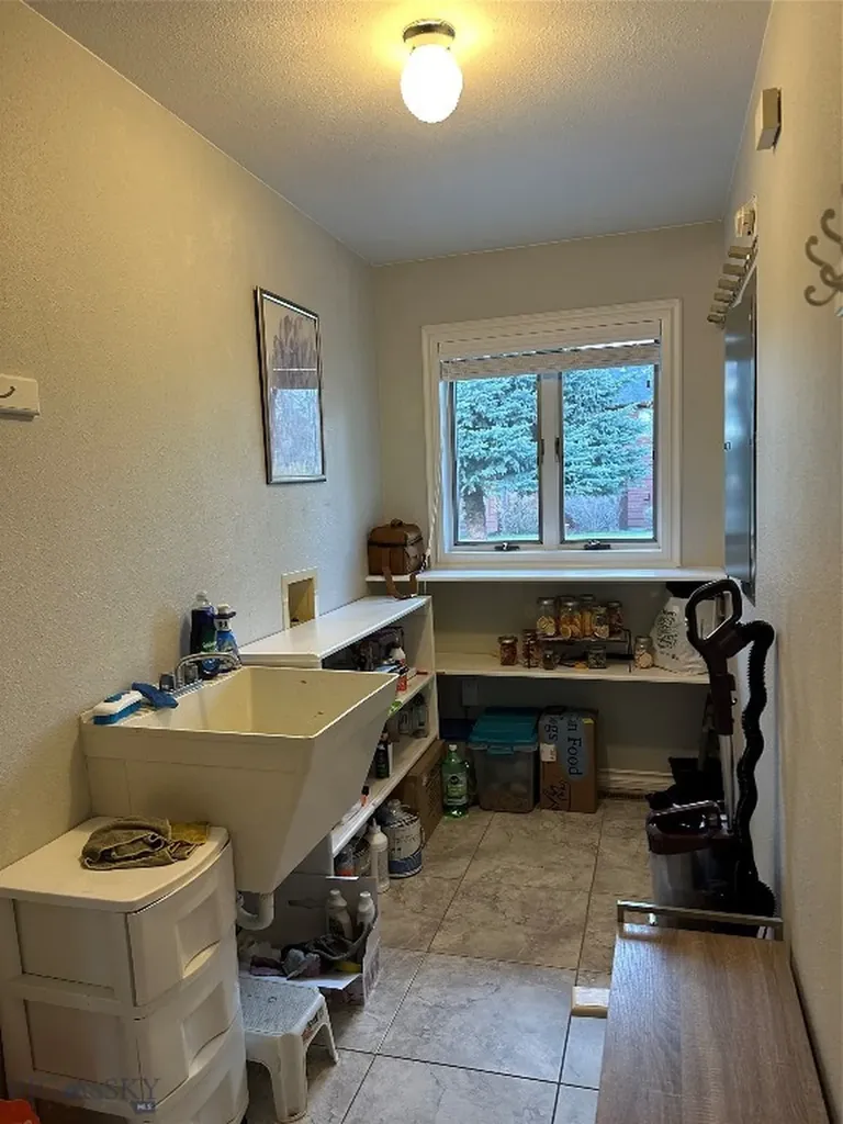 27 Bittersweet Drive Butte MT 59701