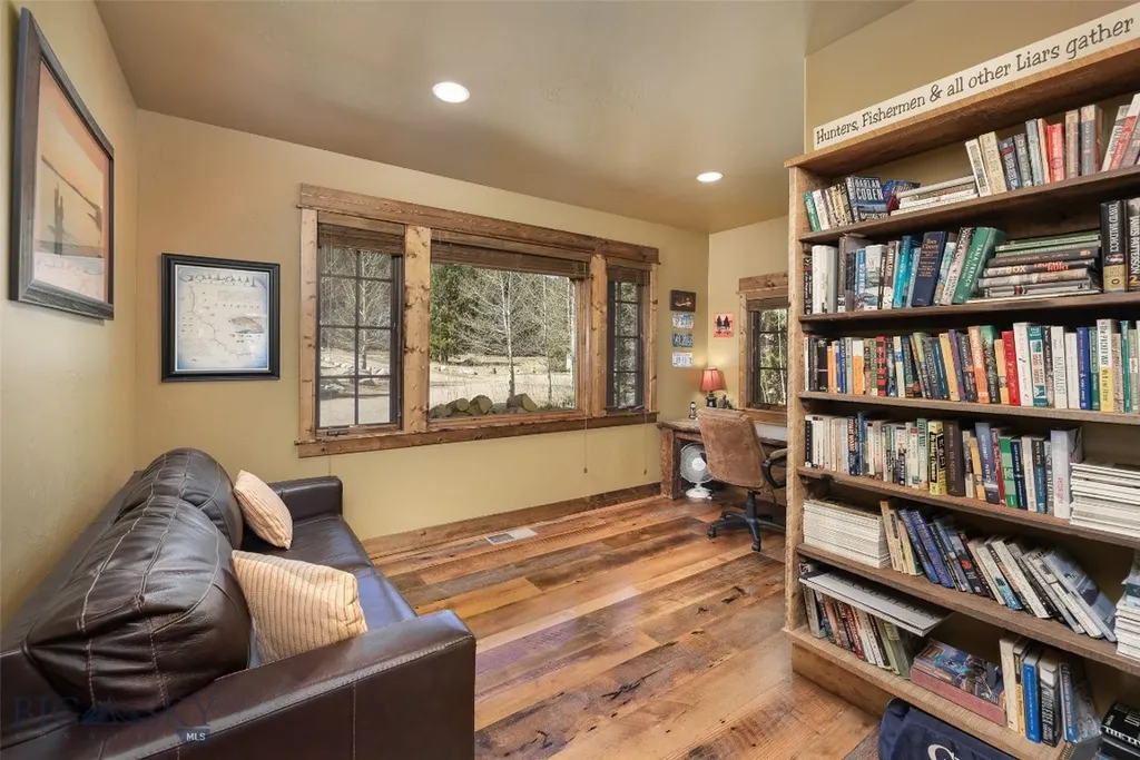 64190 Gallatin Road Gallatin Gateway MT 59730