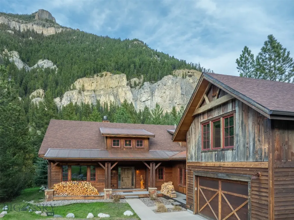 64190 Gallatin Road Gallatin Gateway MT 59730