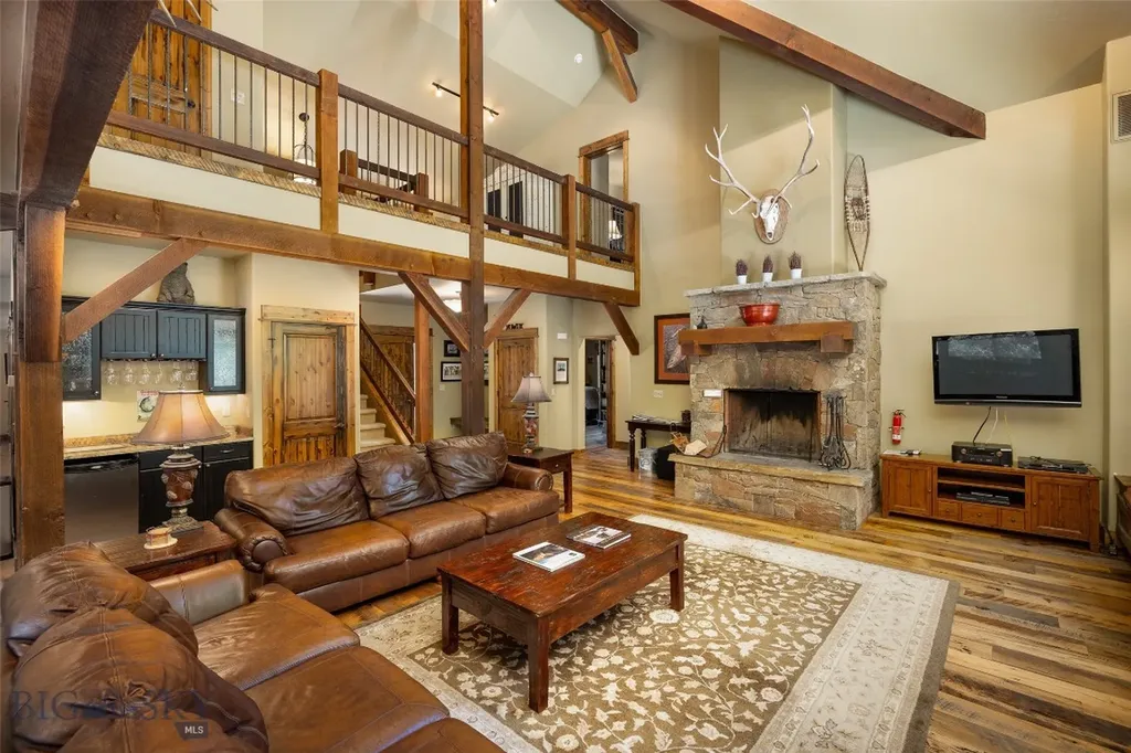 64190 Gallatin Road Gallatin Gateway MT 59730