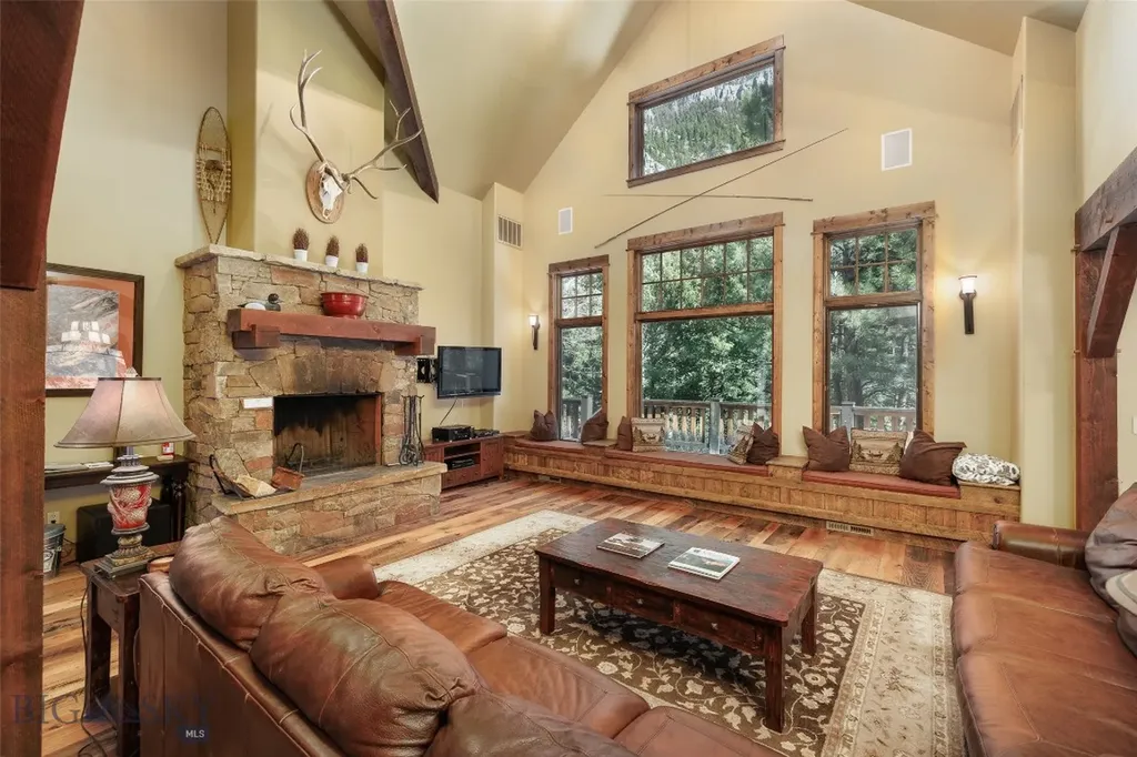 64190 Gallatin Road Gallatin Gateway MT 59730