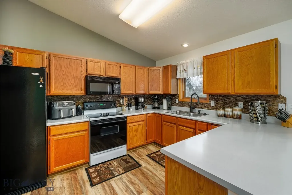 706 Church Street Belgrade MT 59714