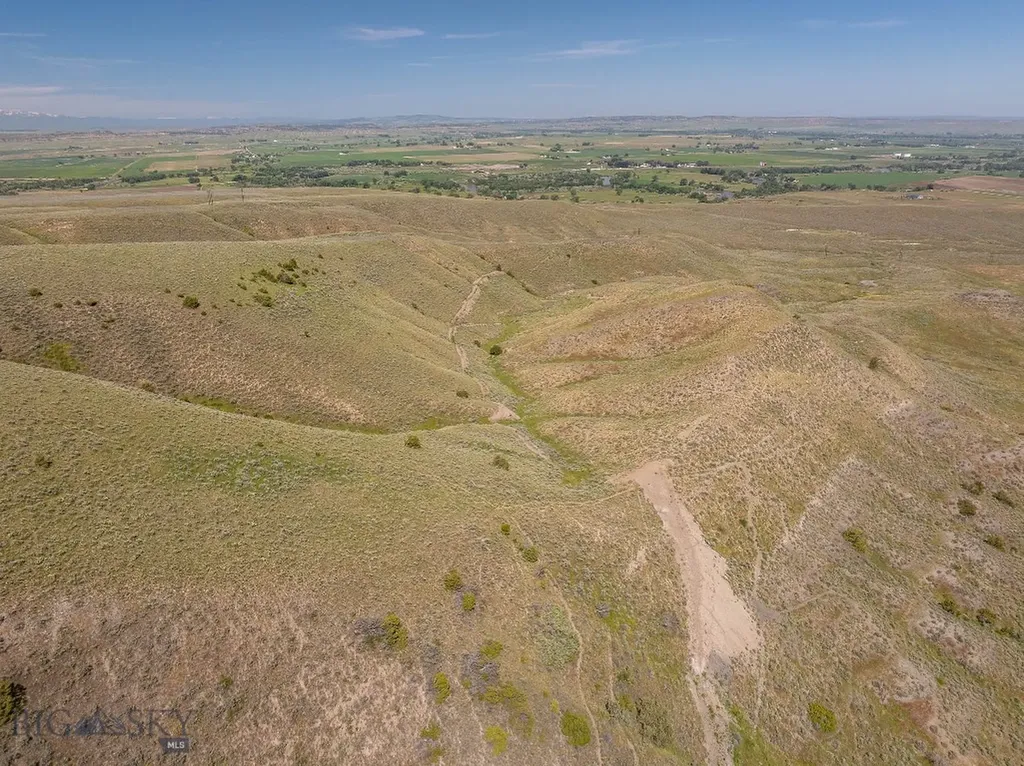 60 Five Mile Creek Road Edgar MT 59026