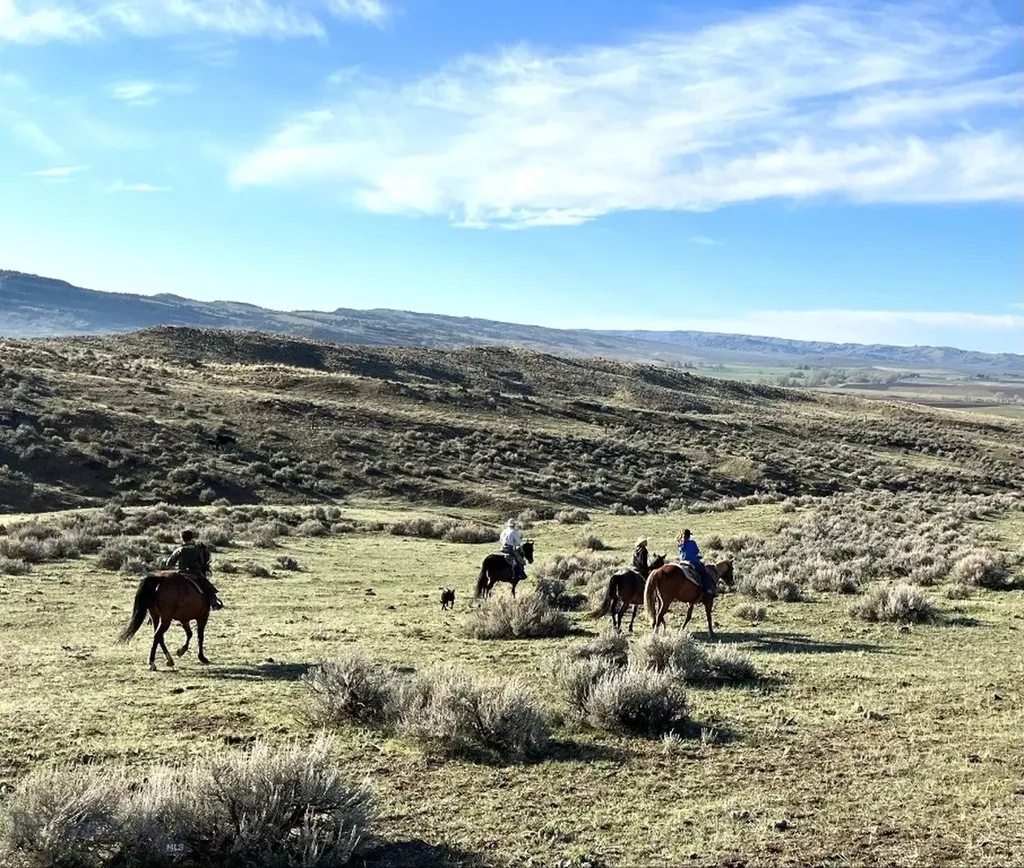 60 Five Mile Creek Road Edgar MT 59026