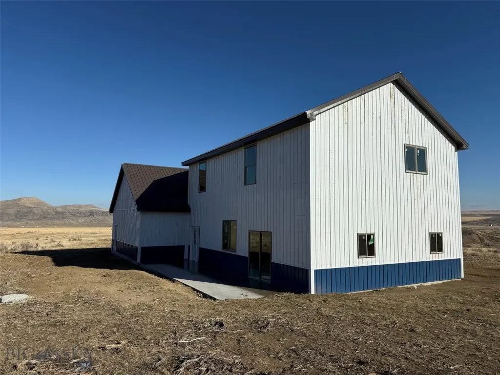 60 Five Mile Creek Road Edgar MT 59026