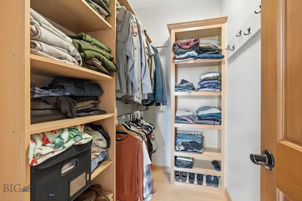 320 Spring Street Gardiner MT 59030