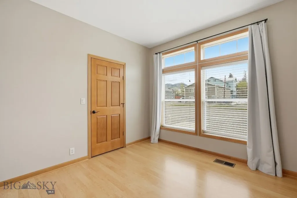 320 Spring Street Gardiner MT 59030