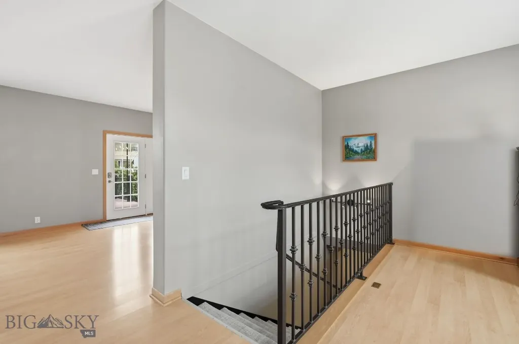 320 Spring Street Gardiner MT 59030