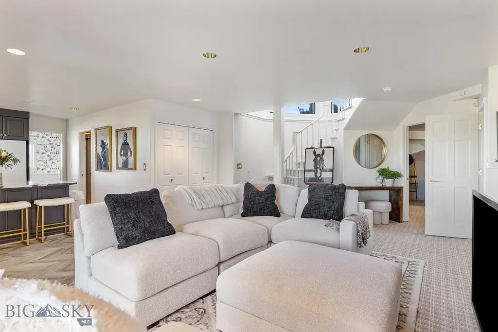 2375 Mount Ellis Lane Bozeman MT 59715