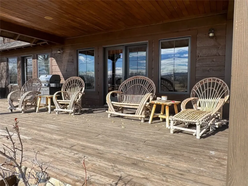 100 Snowberry Path Melrose MT 59743