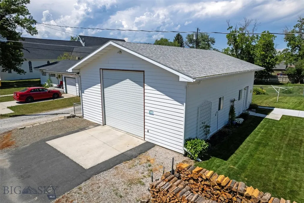 201 N Oak Street Townsend MT 59644