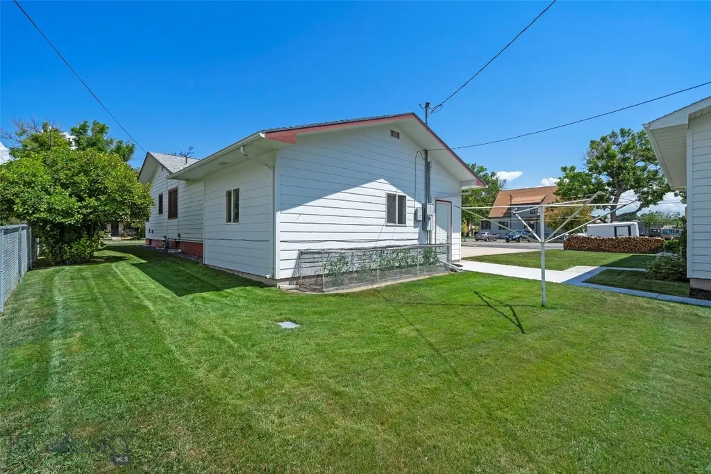 201 N Oak Street Townsend MT 59644