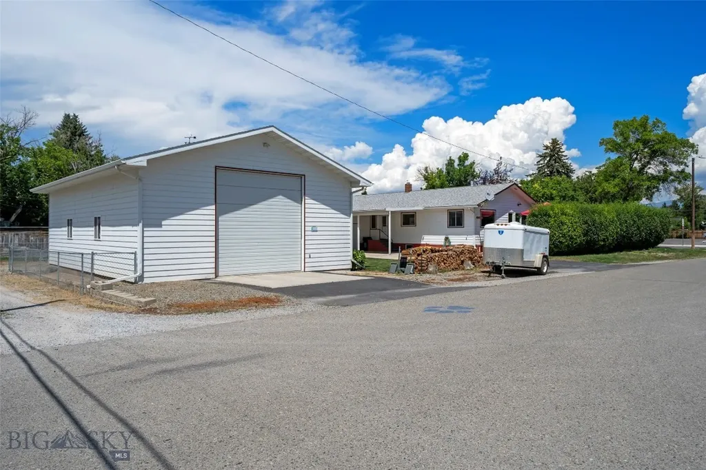 201 N Oak Street Townsend MT 59644