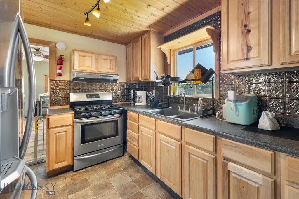 719 W 6th Anaconda MT 59711