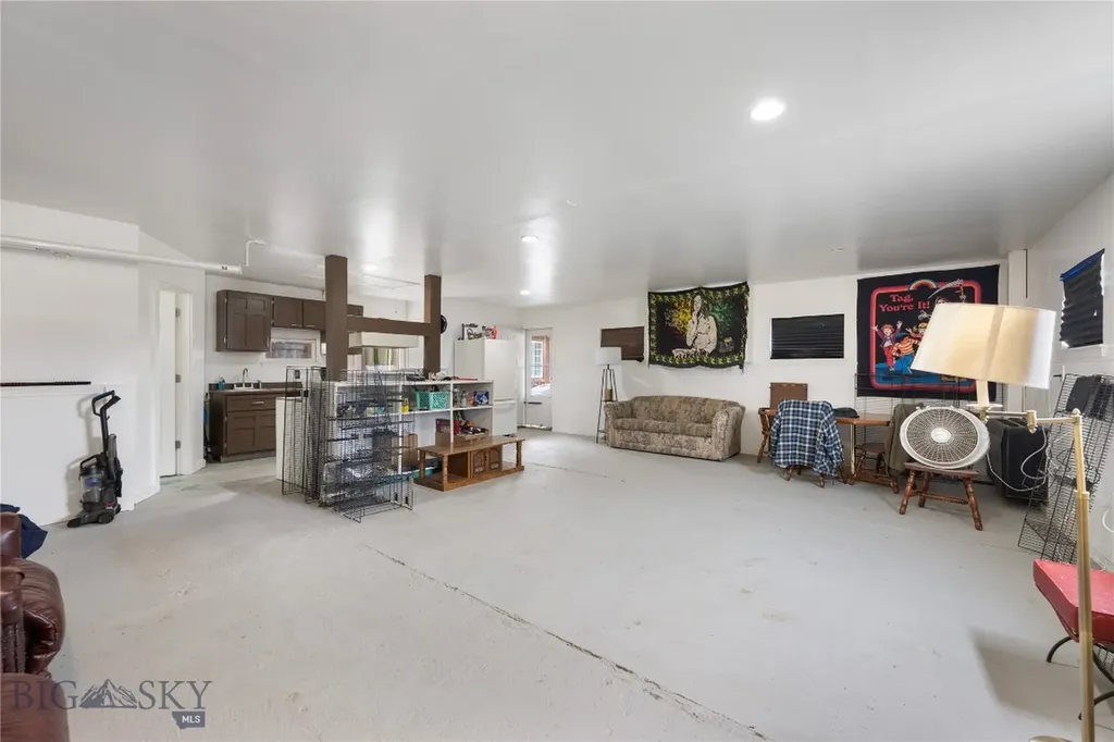 719 W 6th Anaconda MT 59711