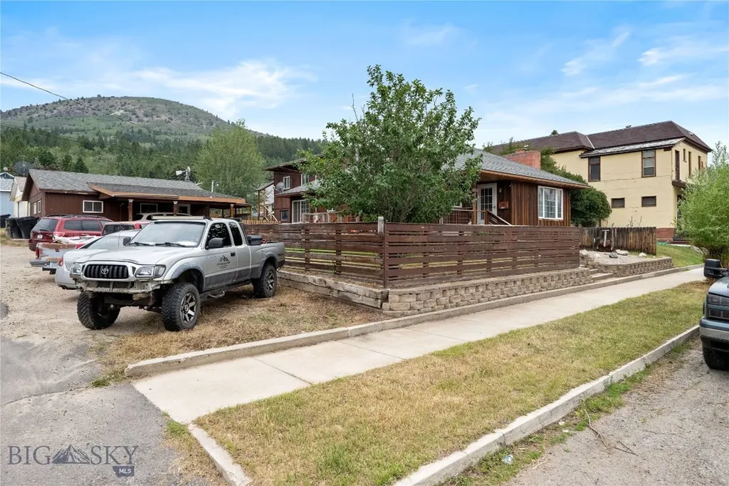 719 W 6th Anaconda MT 59711