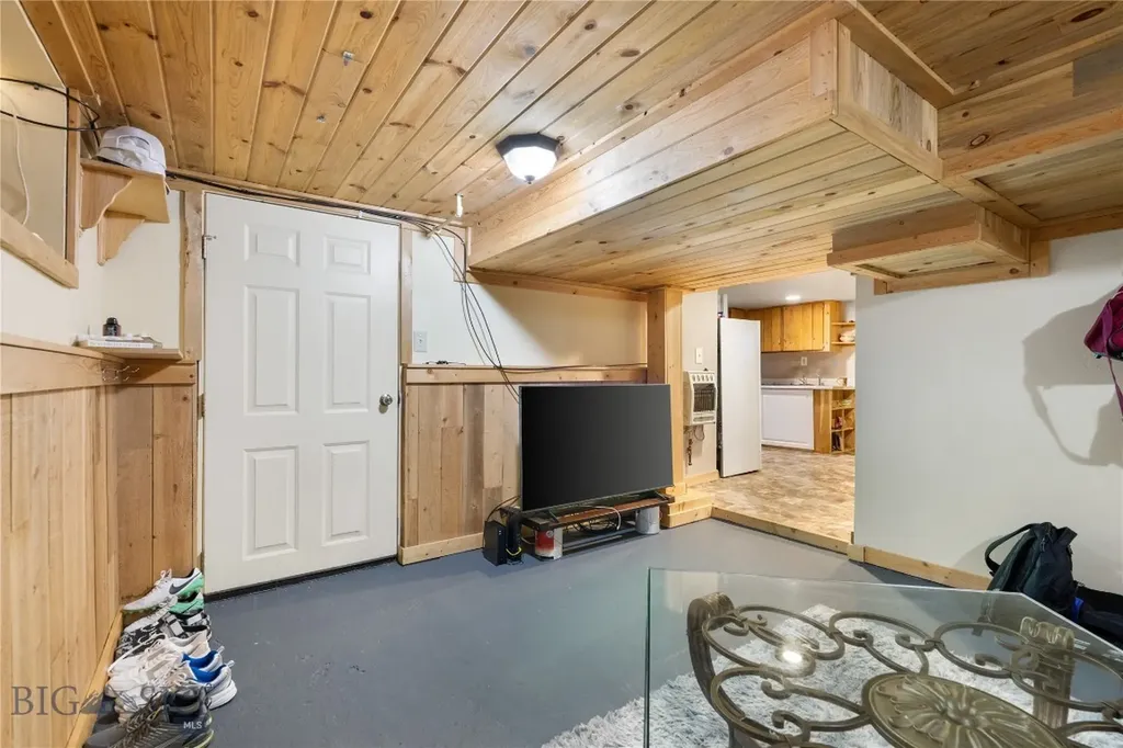 719 W 6th Anaconda MT 59711