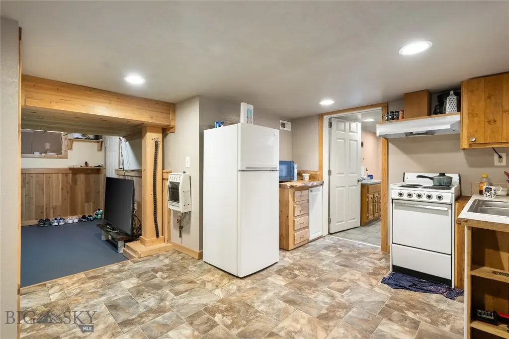 719 W 6th Anaconda MT 59711