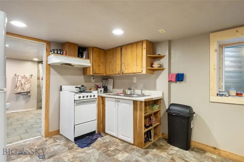 719 W 6th Anaconda MT 59711