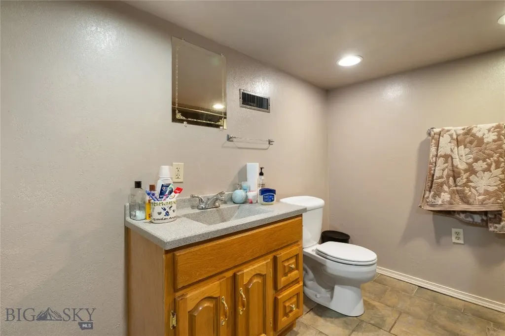 719 W 6th Anaconda MT 59711
