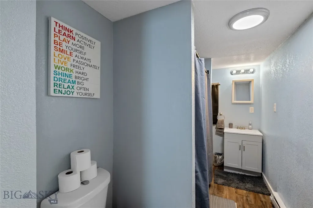 406 E Mercury Butte MT 59701