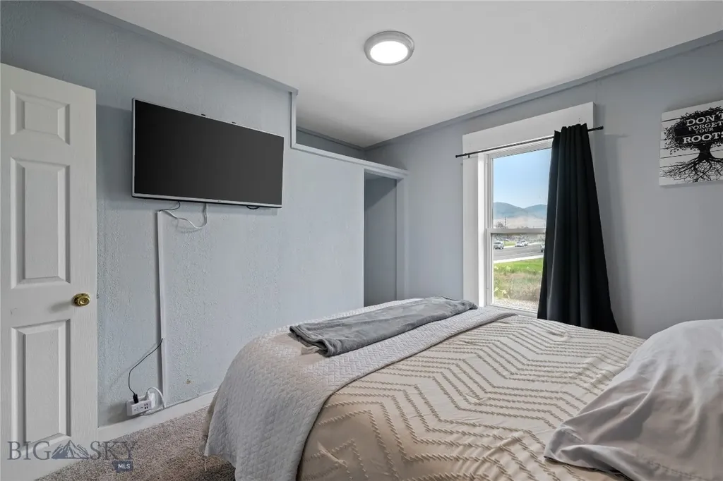 406 E Mercury Butte MT 59701