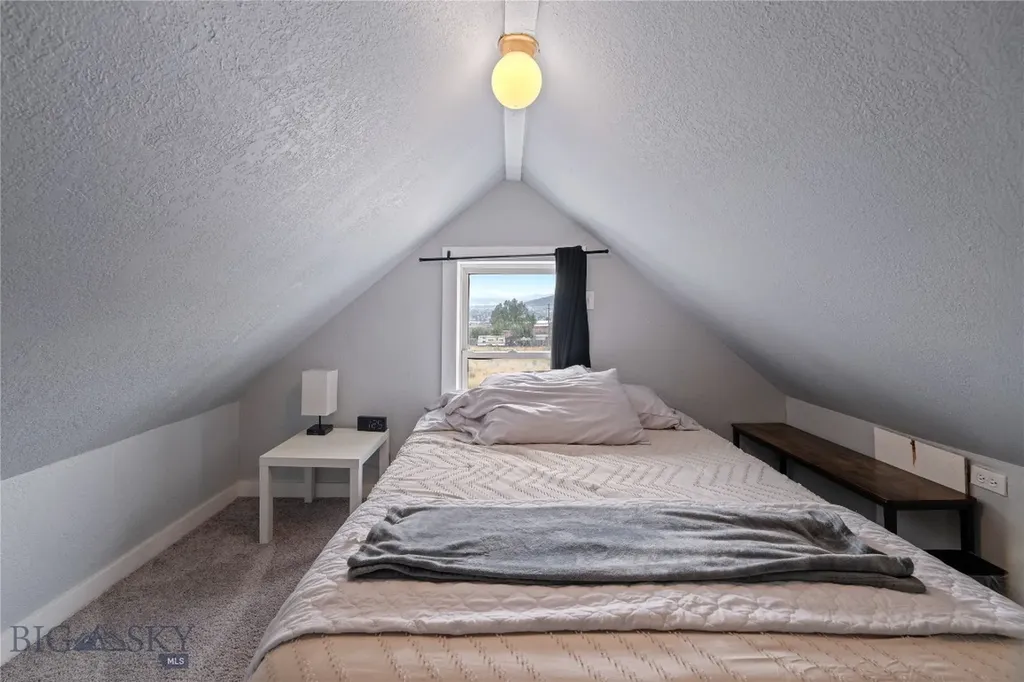 406 E Mercury Butte MT 59701