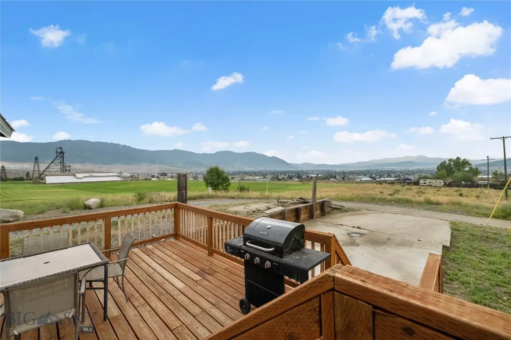 406 E Mercury Butte MT 59701