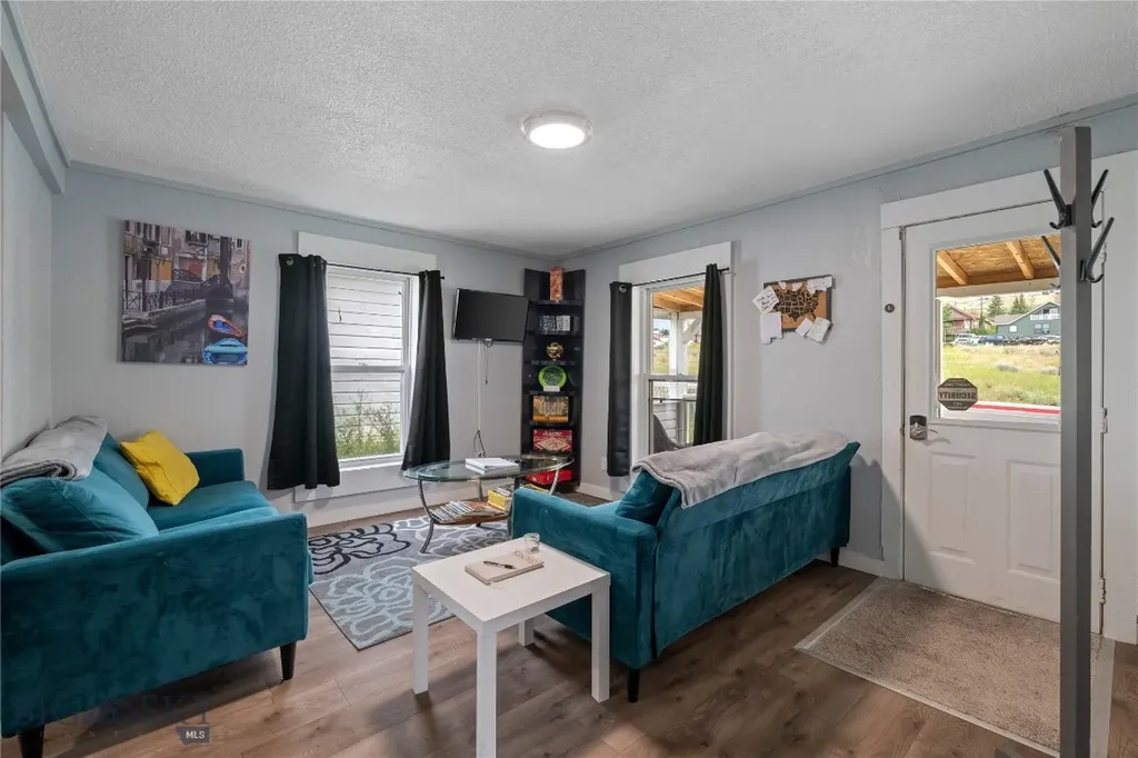 406 E Mercury Butte MT 59701