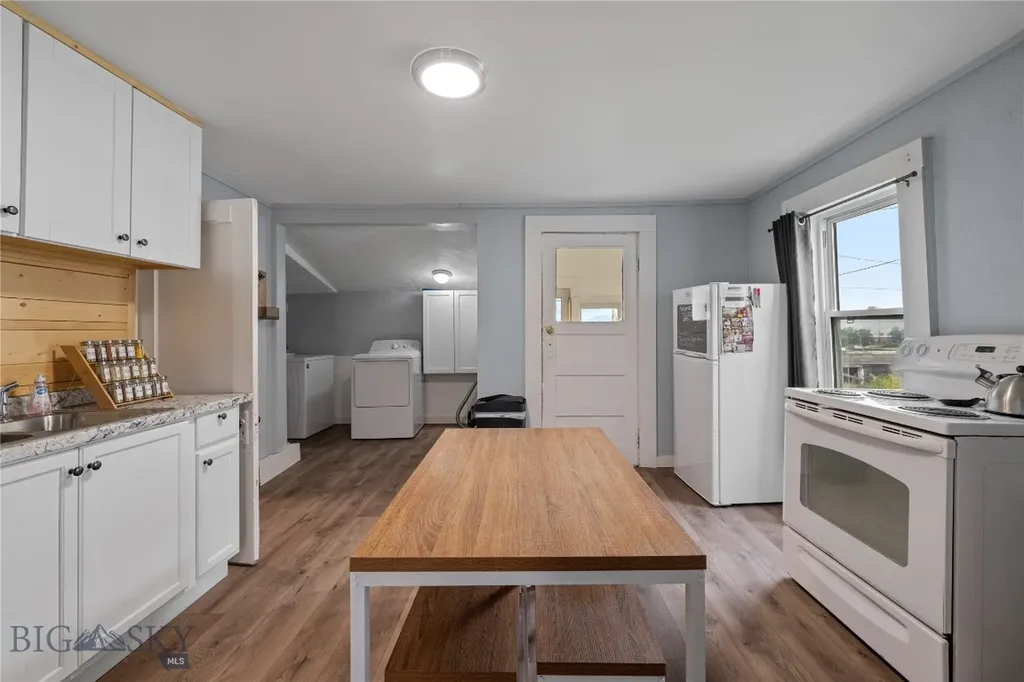406 E Mercury Butte MT 59701