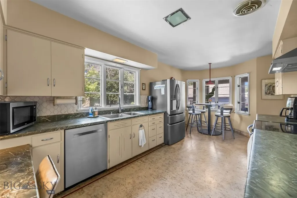 1331 W Park Street Livingston MT 59047