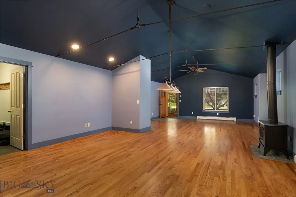 64 E Clara Court Bozeman MT 59718