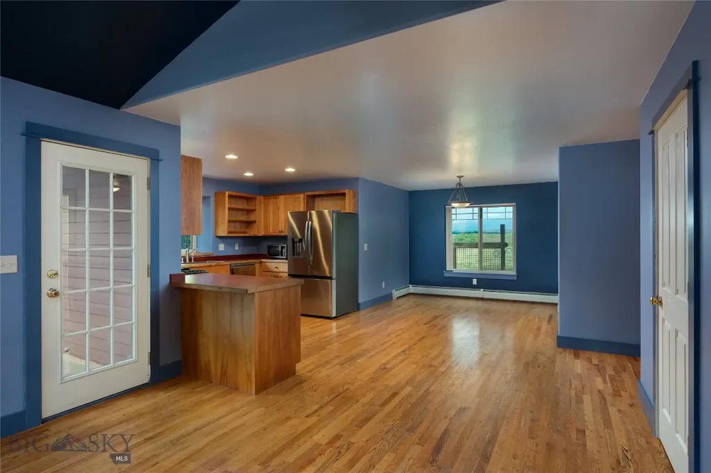 64 E Clara Court Bozeman MT 59718
