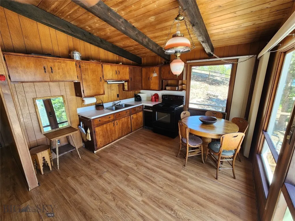 3130 Indian Trail Track Wolf Creek MT 59648