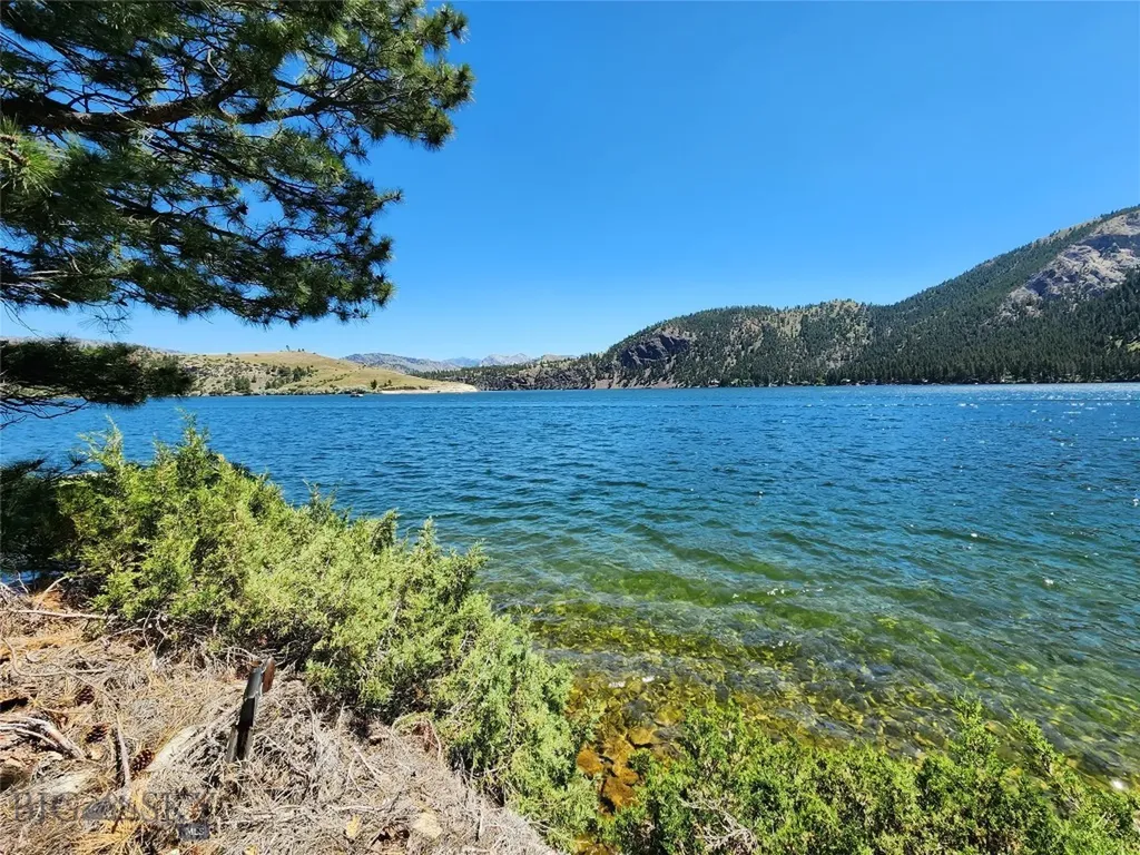3130 Indian Trail Track Wolf Creek MT 59648