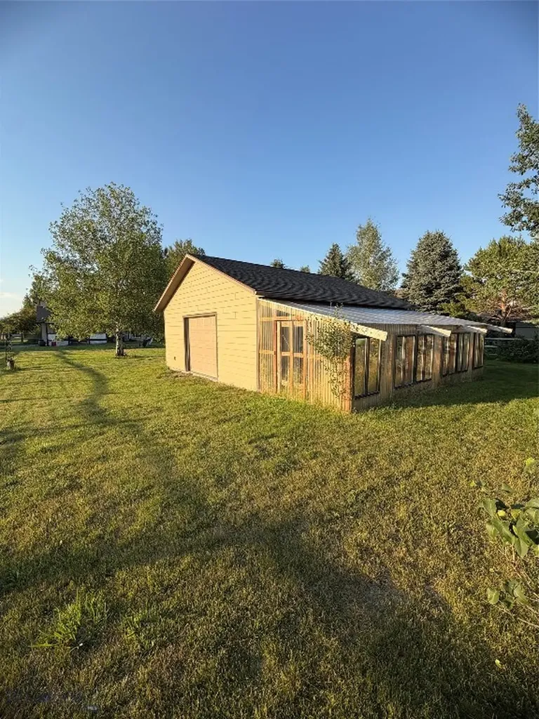 218 East Tobiano Trail Belgrade MT 59714
