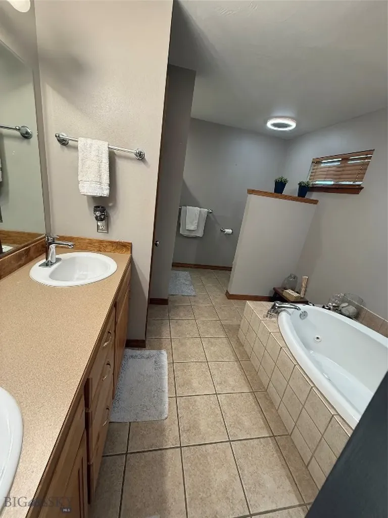 218 East Tobiano Trail Belgrade MT 59714