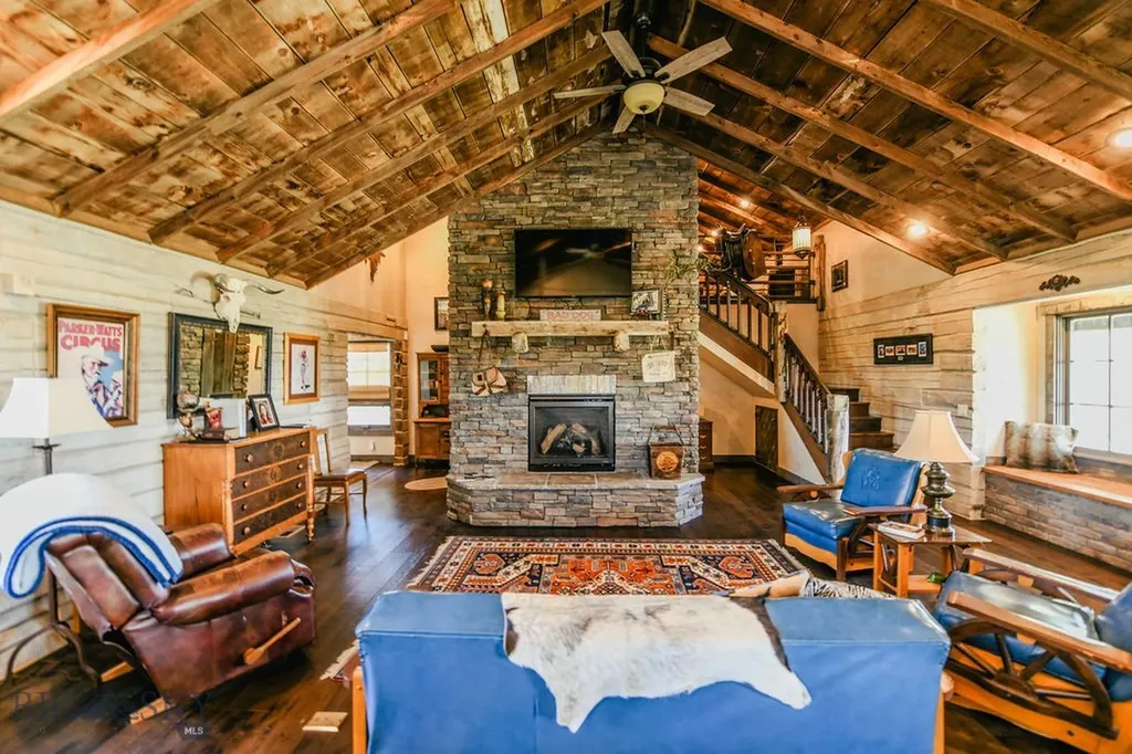 1100 Carrigan Dillon MT 59725