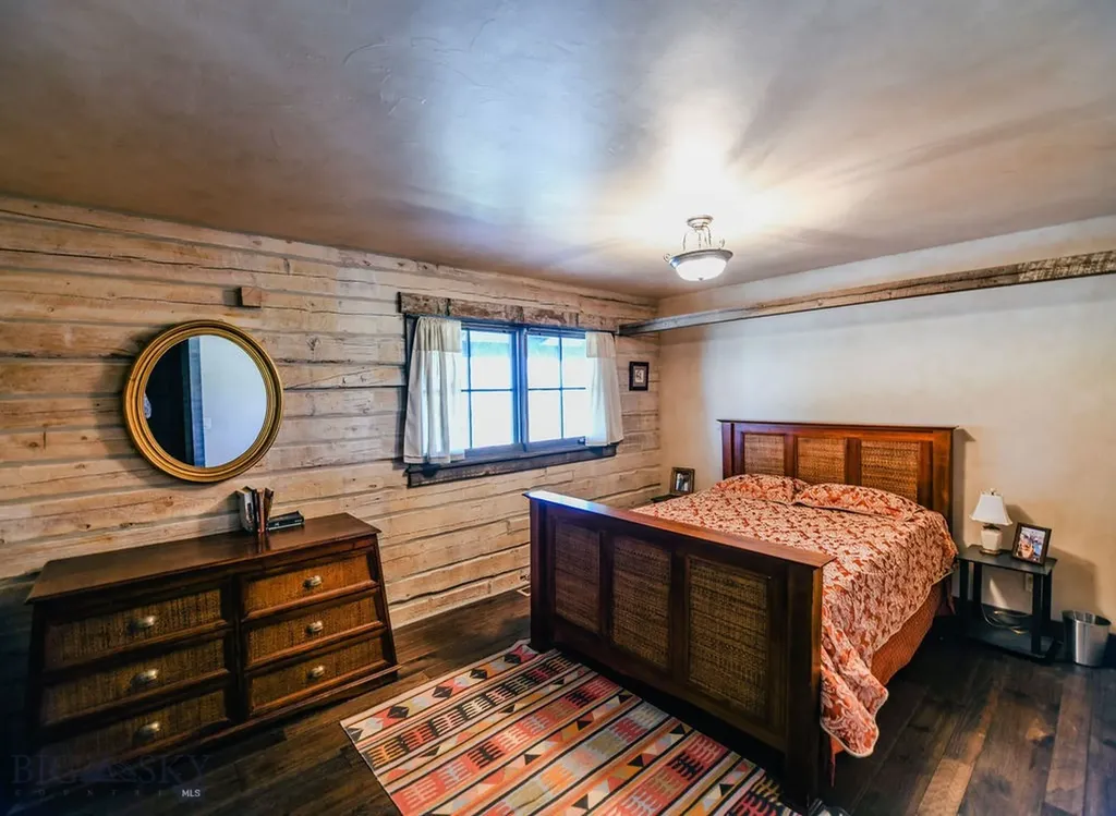 1100 Carrigan Dillon MT 59725