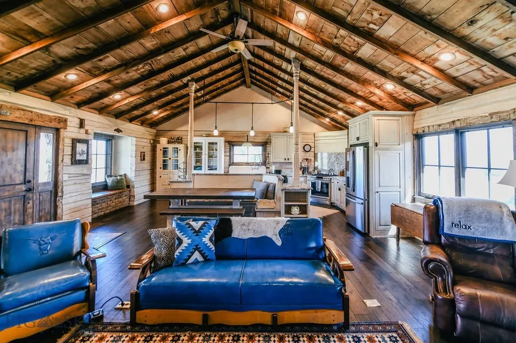 1100 Carrigan Dillon MT 59725