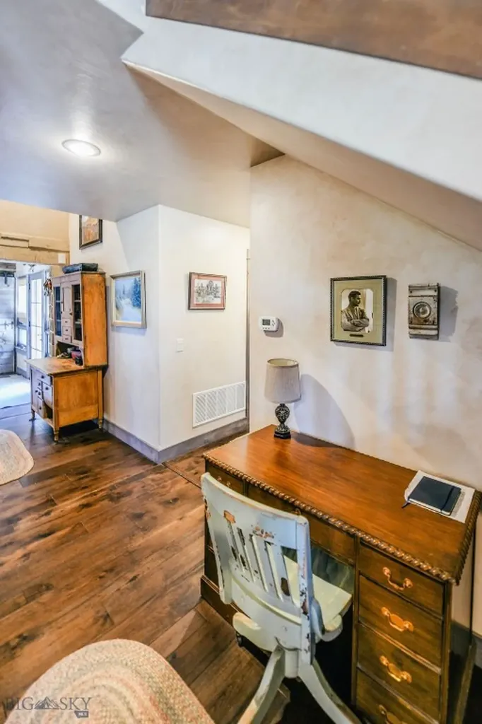 1100 Carrigan Dillon MT 59725