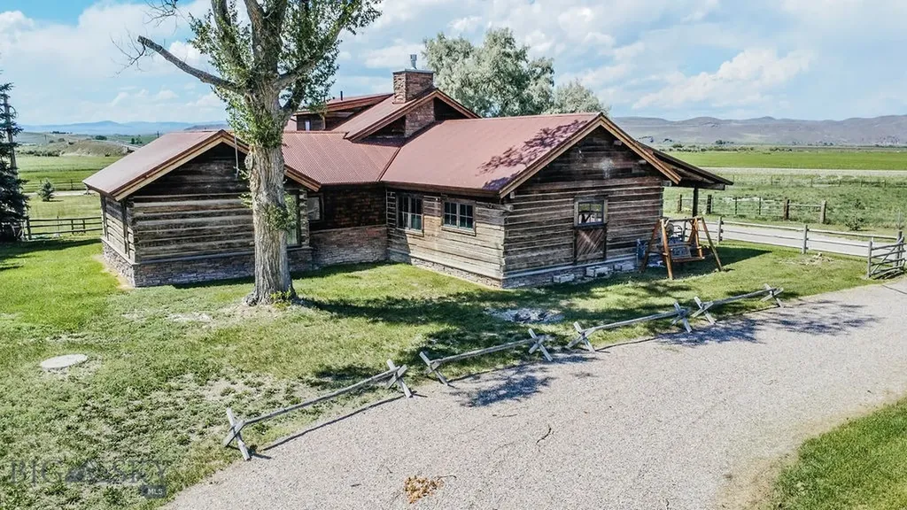 1100 Carrigan Dillon MT 59725