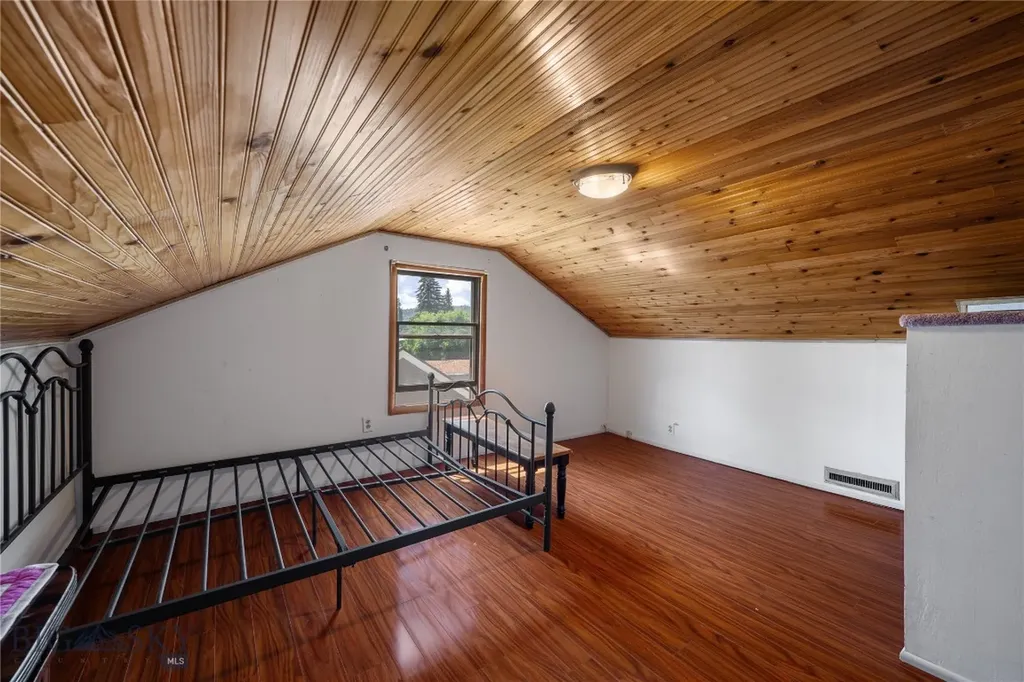2109 Gaylord Street Butte MT 59701